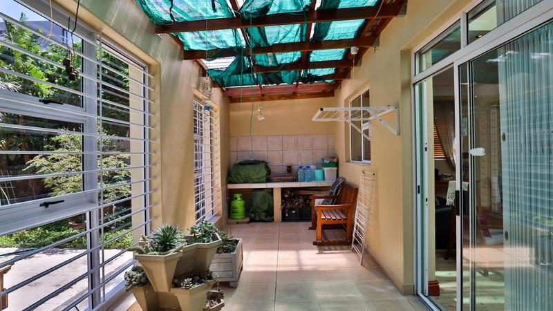 7 Bedroom Property for Sale in Walmer Estate Western Cape